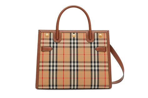 burberry tote bag on succession.